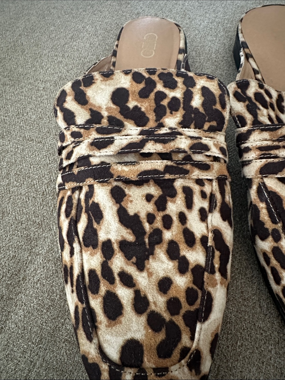 Cato Leopard-Pattern Slip-On Mules in Tan and Black - Picture 2 of 8